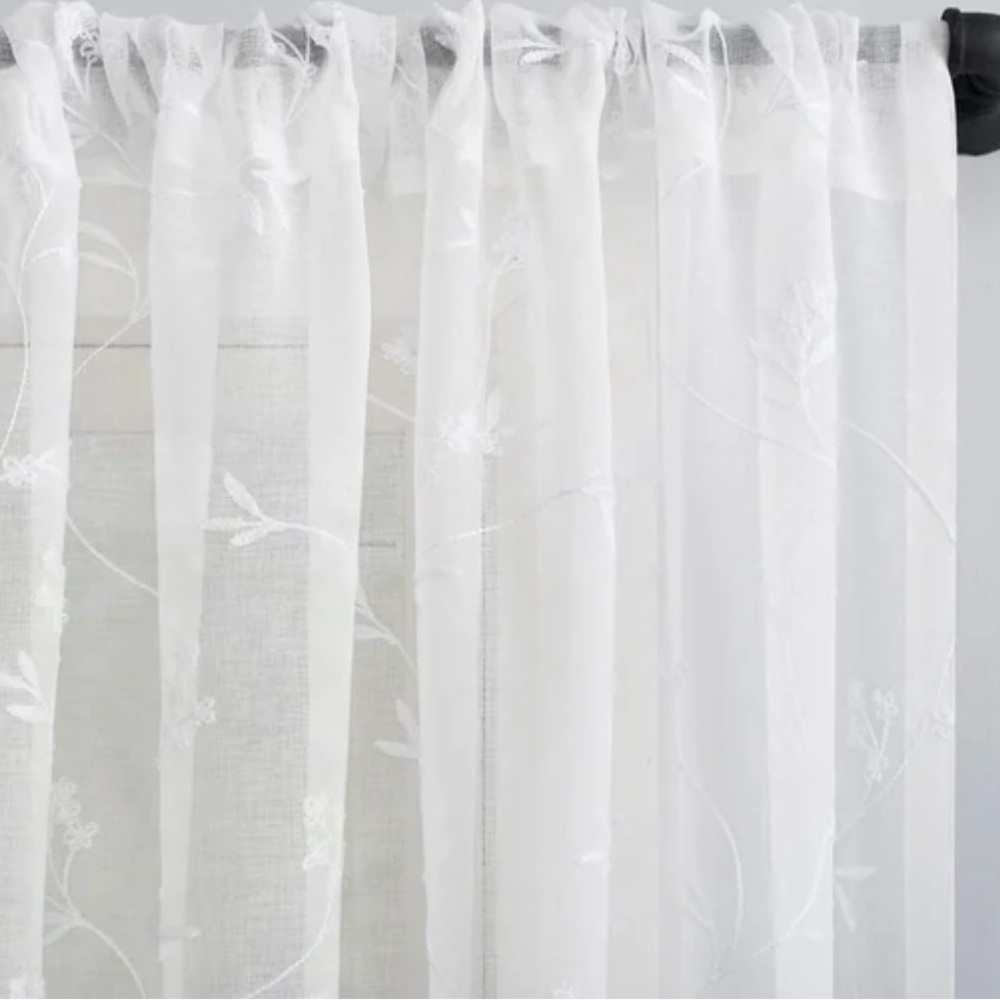 No. 918 Delia Embroidered Floral Sheer Rod Pocket Curtain Valance - Picture 2 of 5